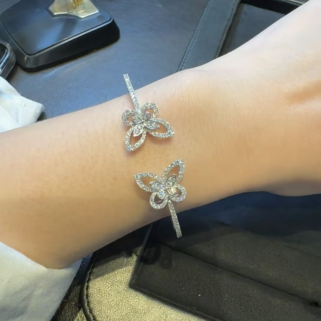 Nuovo Bracciale a Polsino con  - Cuff Bangle Bracelet recensione e prezzo