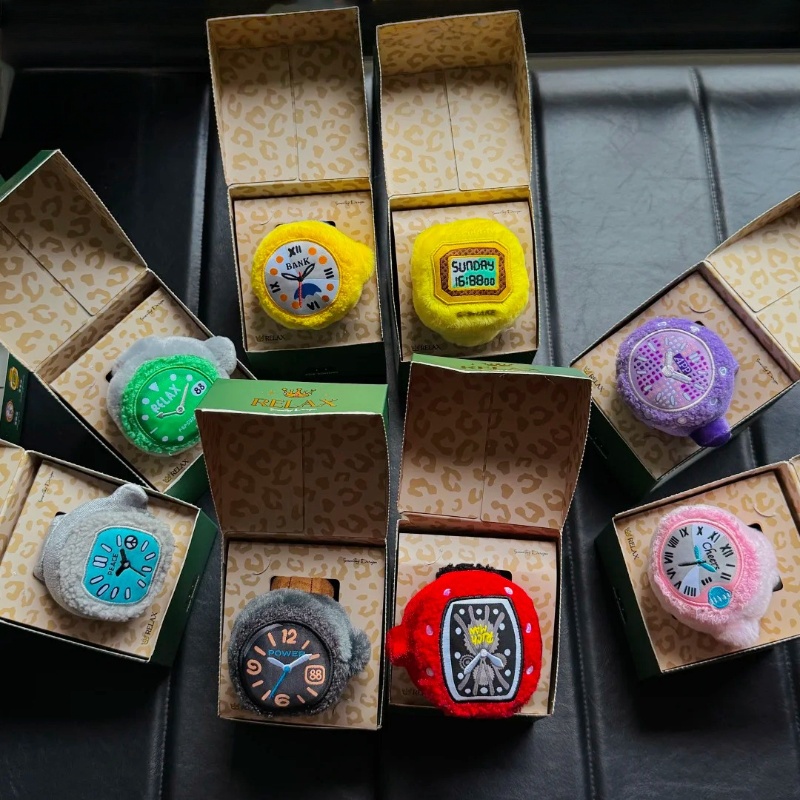 Disponibile Pop Sunday Peluche - Jewelry And Watches Box recensione e prezzo